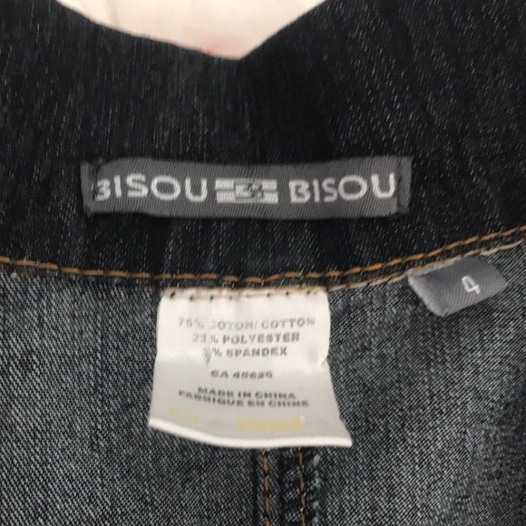 Gorgeous jean jacket by Bisou Bisou - Picture 2 of 9